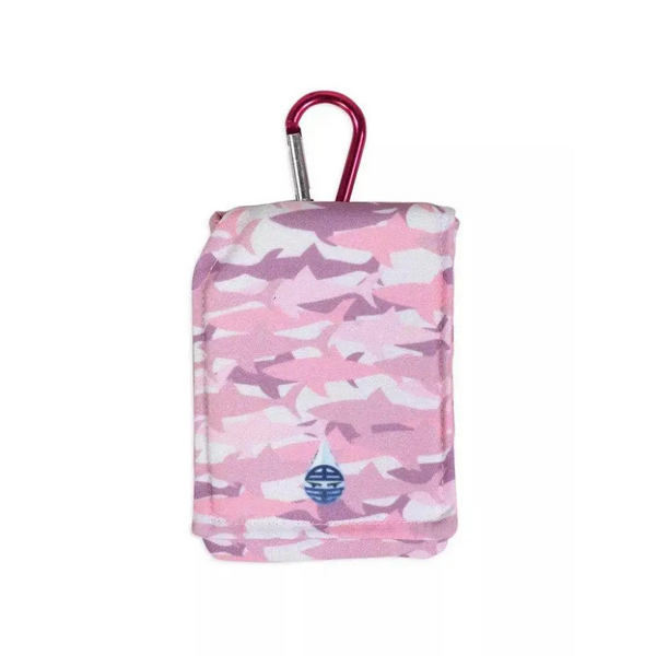 Children's pink insulin pump pouch with cooling carabiner attachment.