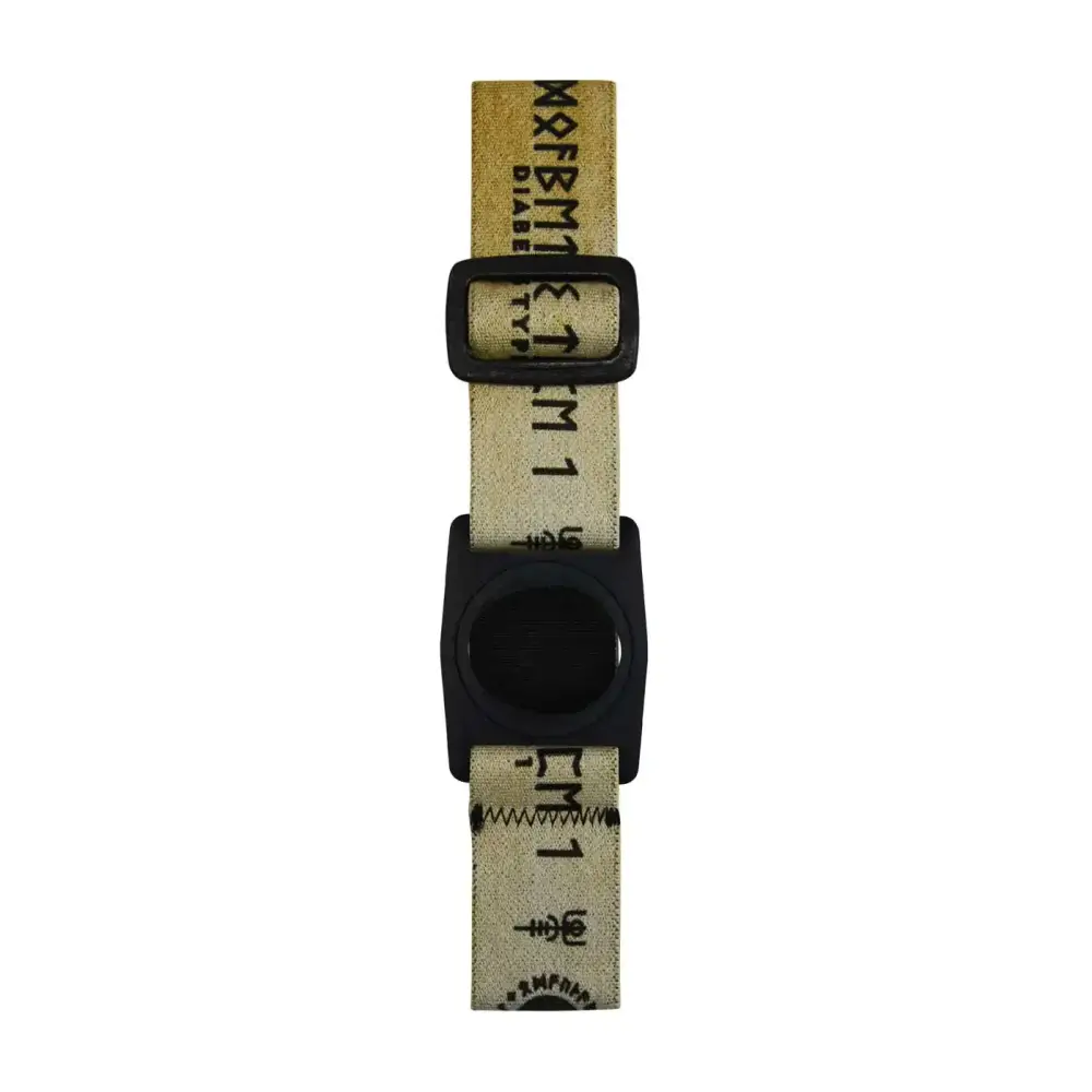 Dexcom G7 armband with rotating clip featuring Viking runes, Dia-Style special edition.