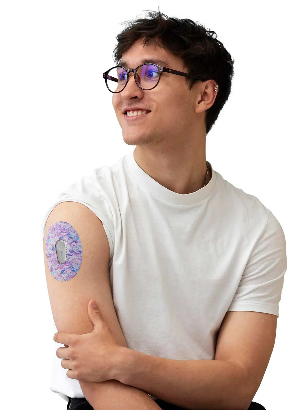 Parche adhesivo para Dexcom G6, serie Spring, llevado en el brazo por un hombre