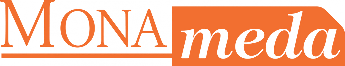 Orange "MONA" in serif font with an underline, next to "meda" in a white, script font on an orange background. Imagen