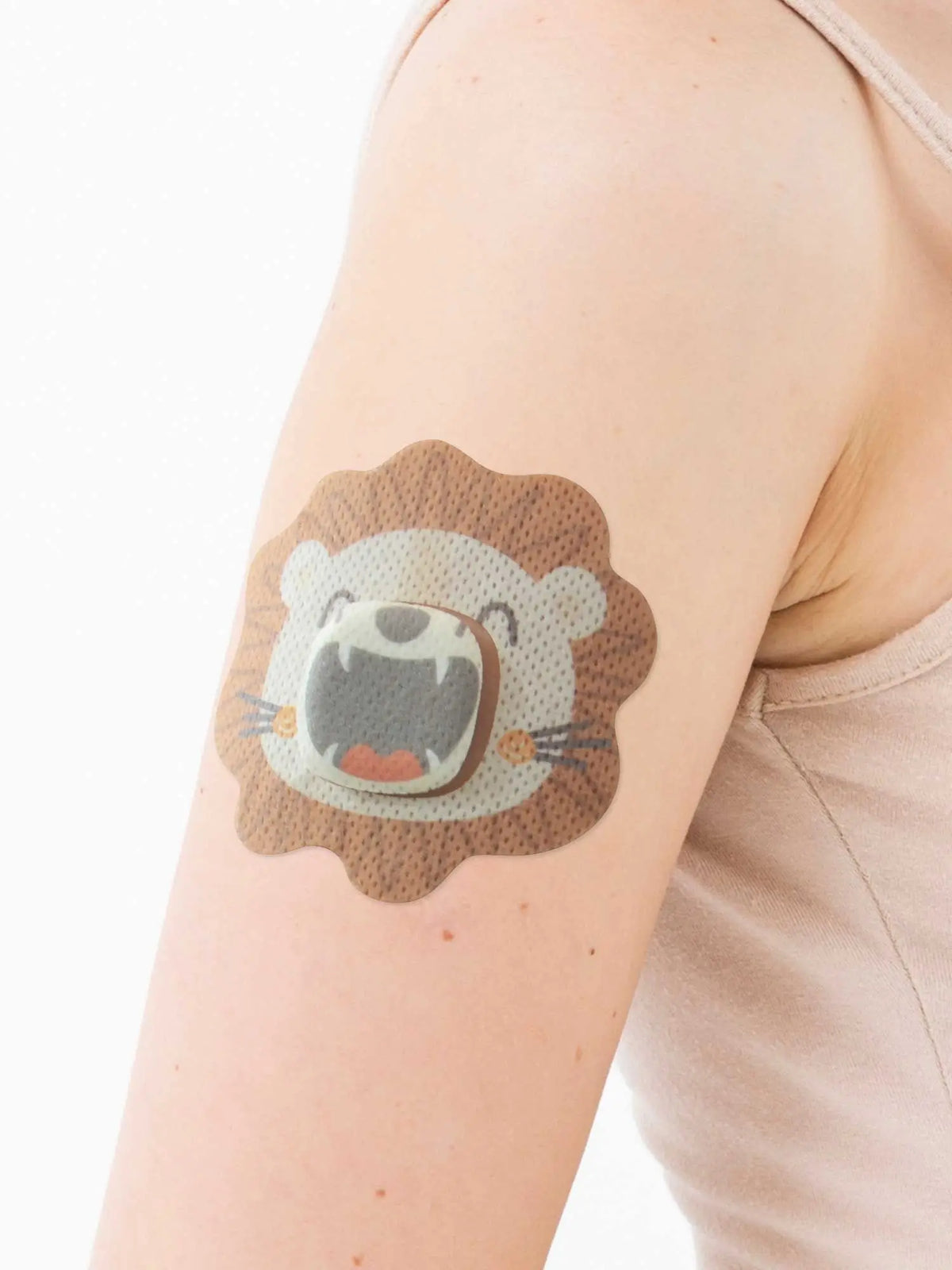 Parche adhesivo infantil para Simplera Sync, forma de león, en el brazo