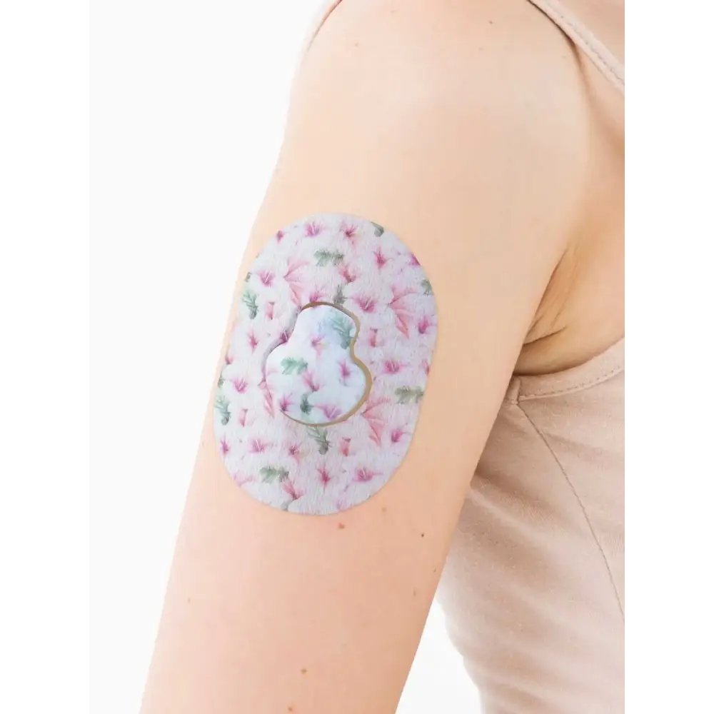 Parche adhesivo para Medtronic Guardian, serie Spring, en el brazo, primer plano