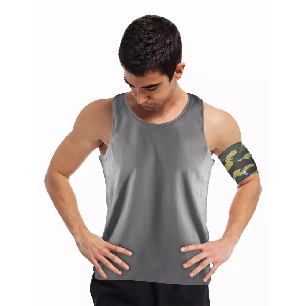 Tank top for insulin pump with integrated pockets, designed for diabetes management, in grey color.